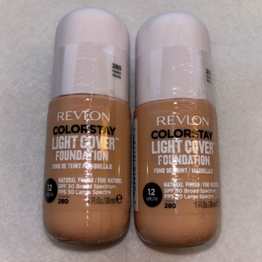 2 pack Revlon ColorStay Light Cover Foundation